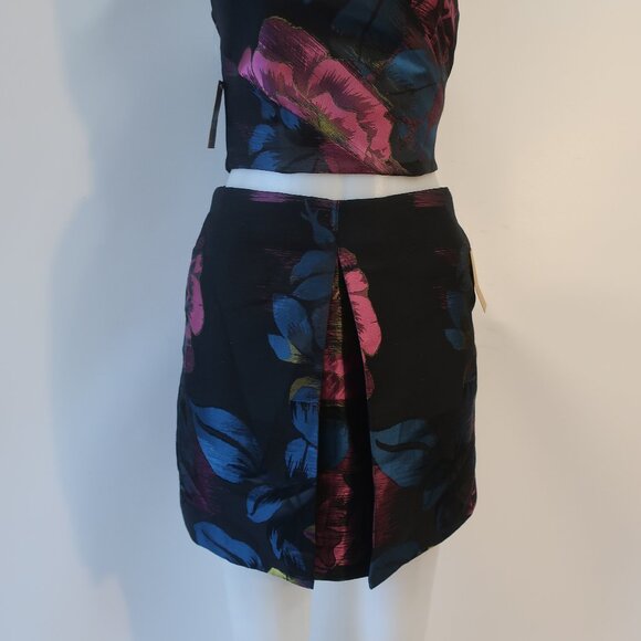 NWT Rachel Rachel Roy Black, Blue, Purple Floral Strapless Top & Skirt Set 0 - Picture 3 of 8